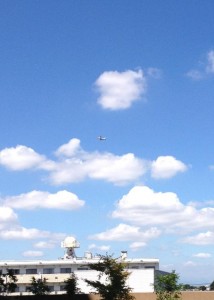 調布飛行場発の飛行機