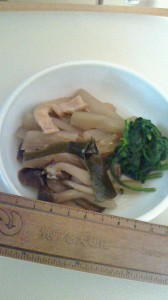 うどとシメジの煮物